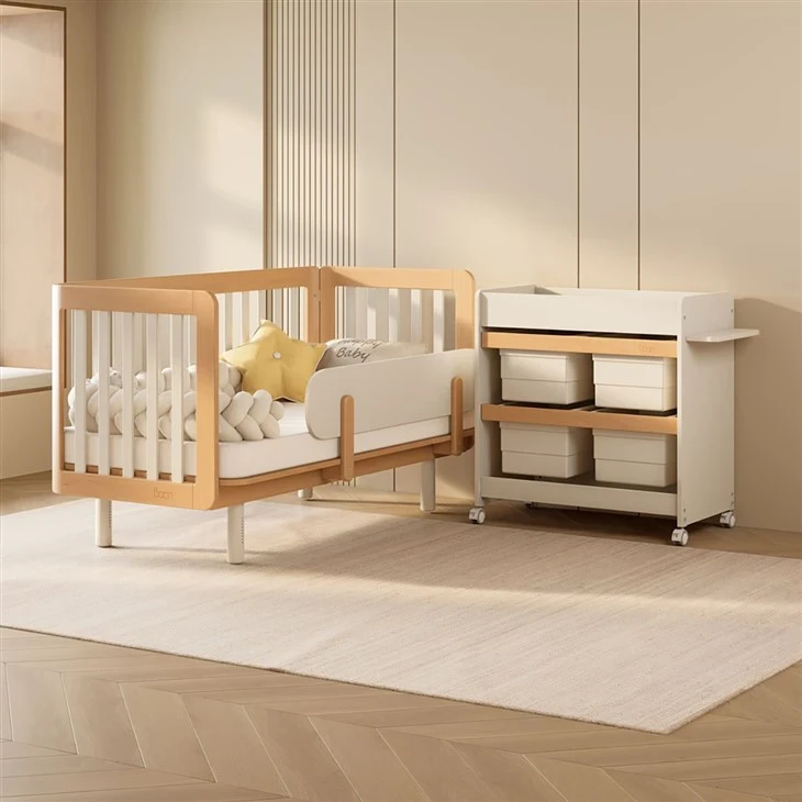 Aufsteckbares Babybett