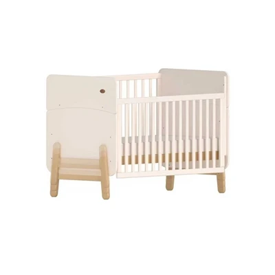 Babybett aus Holz