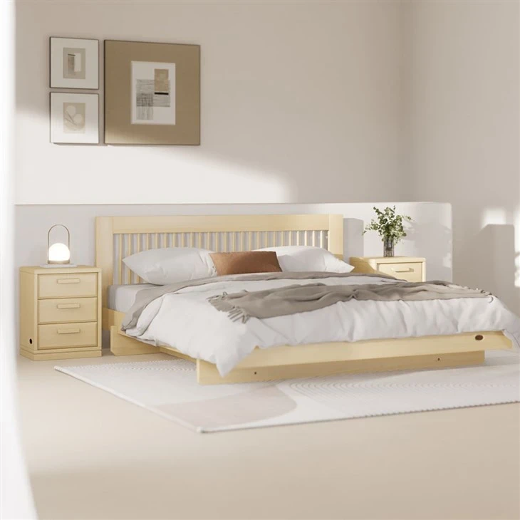 Kingsize-Bett aus massivem Holz